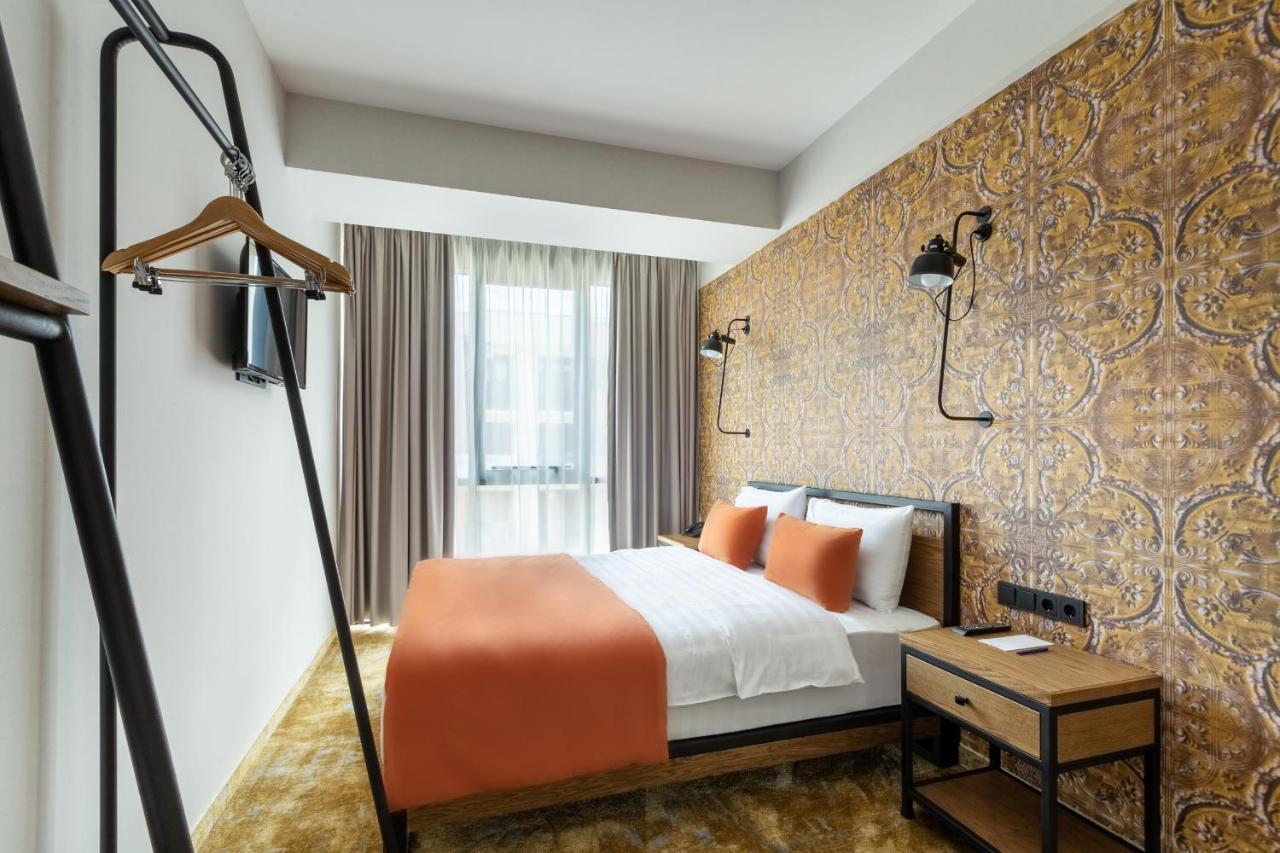 Biography Design Tbilisi Hotel Buitenkant foto