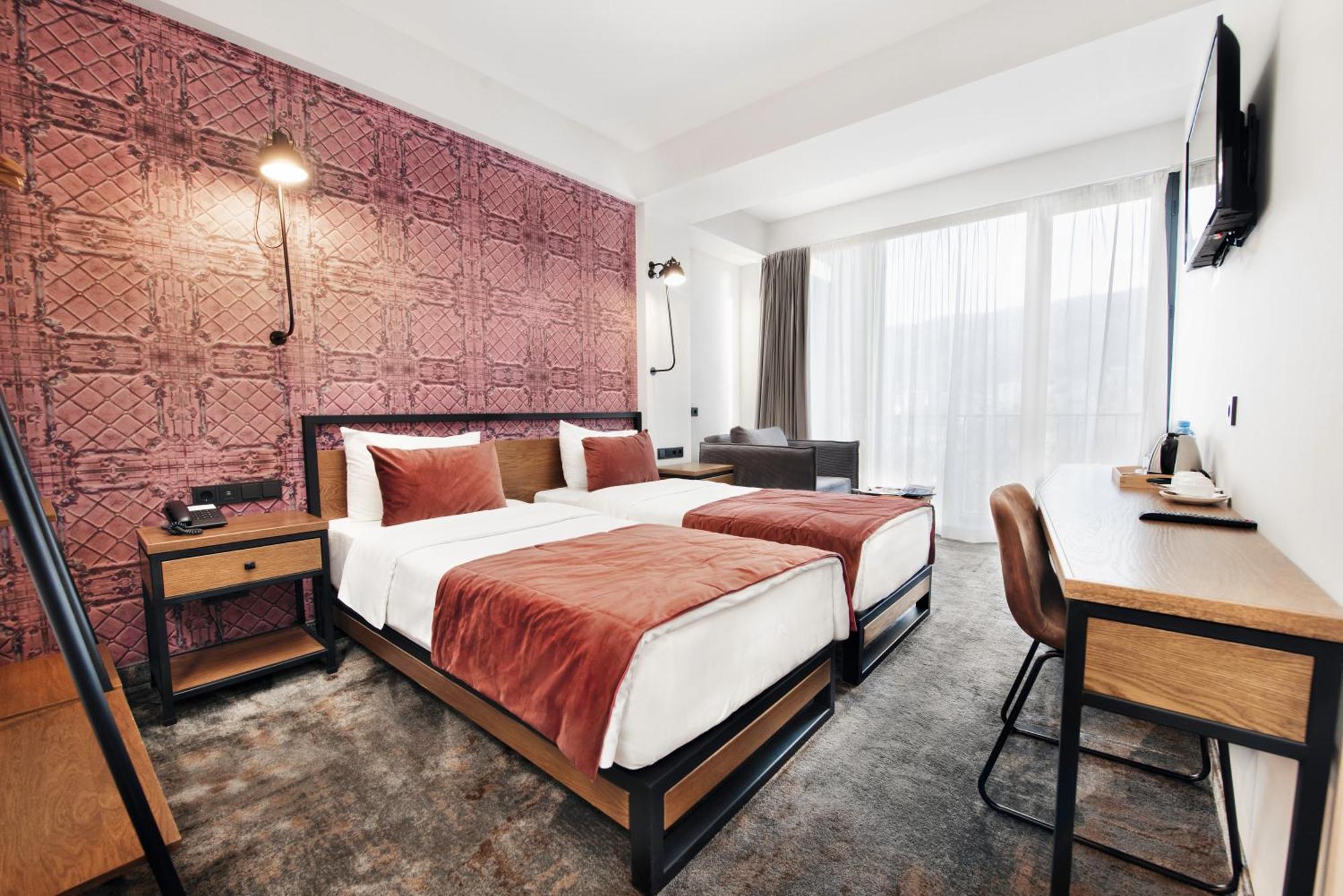 Biography Design Tbilisi Hotel Buitenkant foto